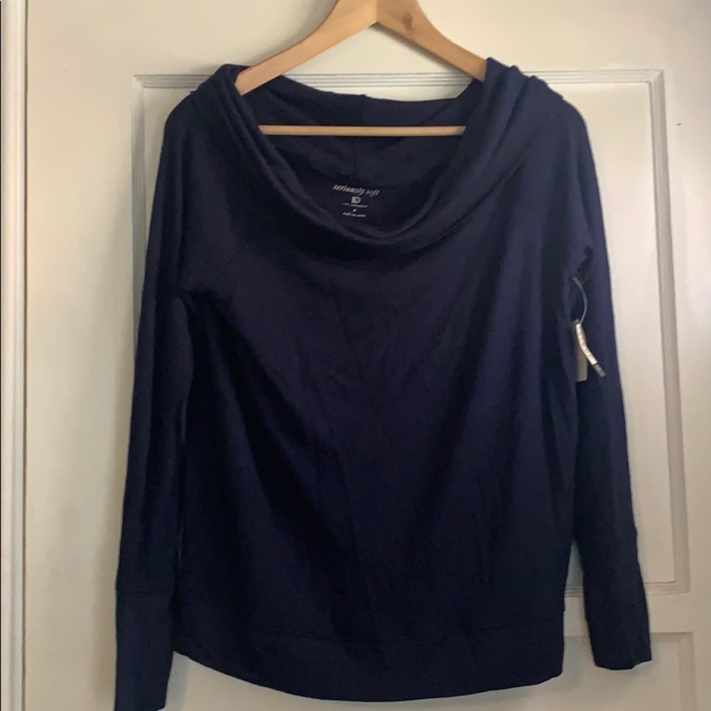 Women’s medium soft off the shoulder sweater